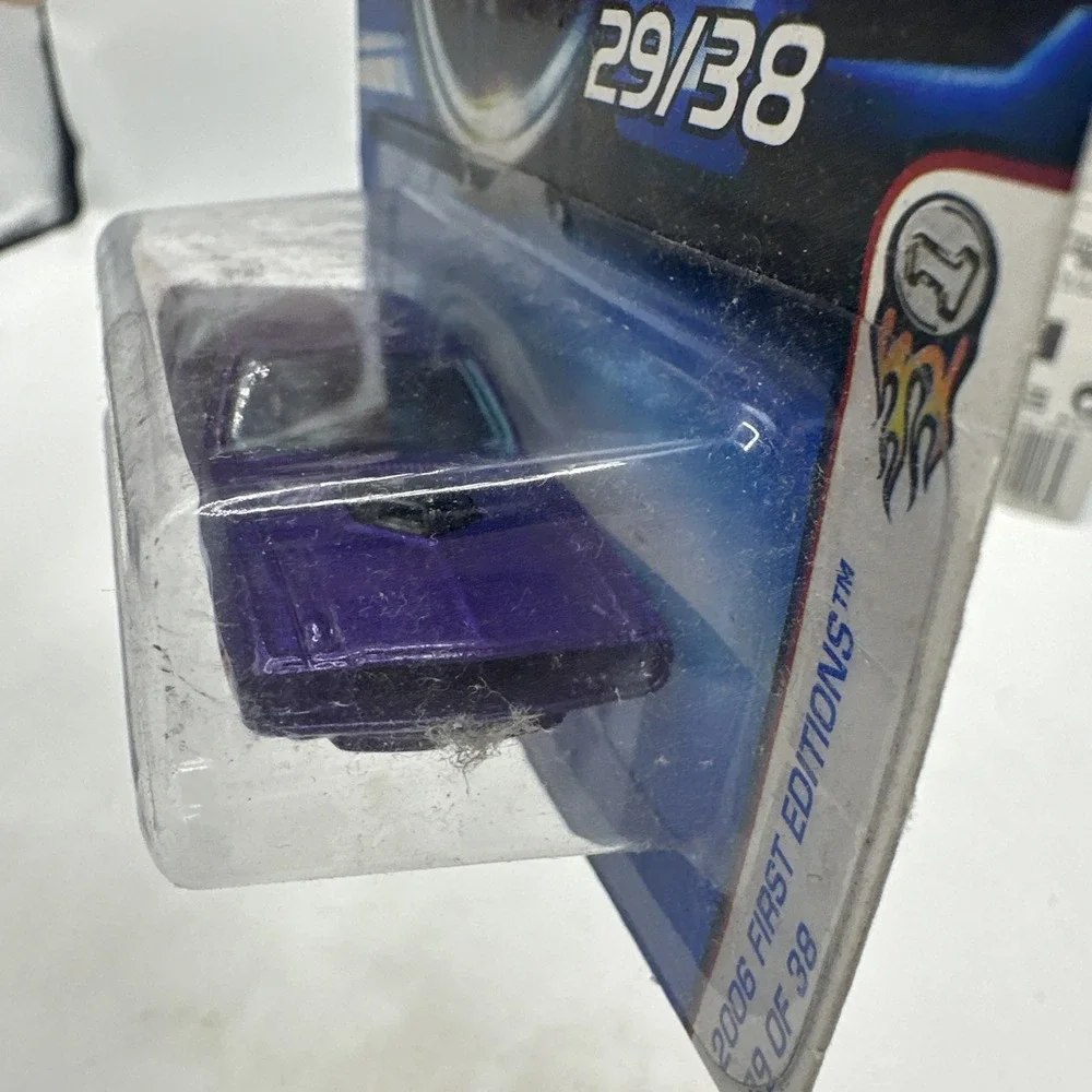 Hot Wheels please see